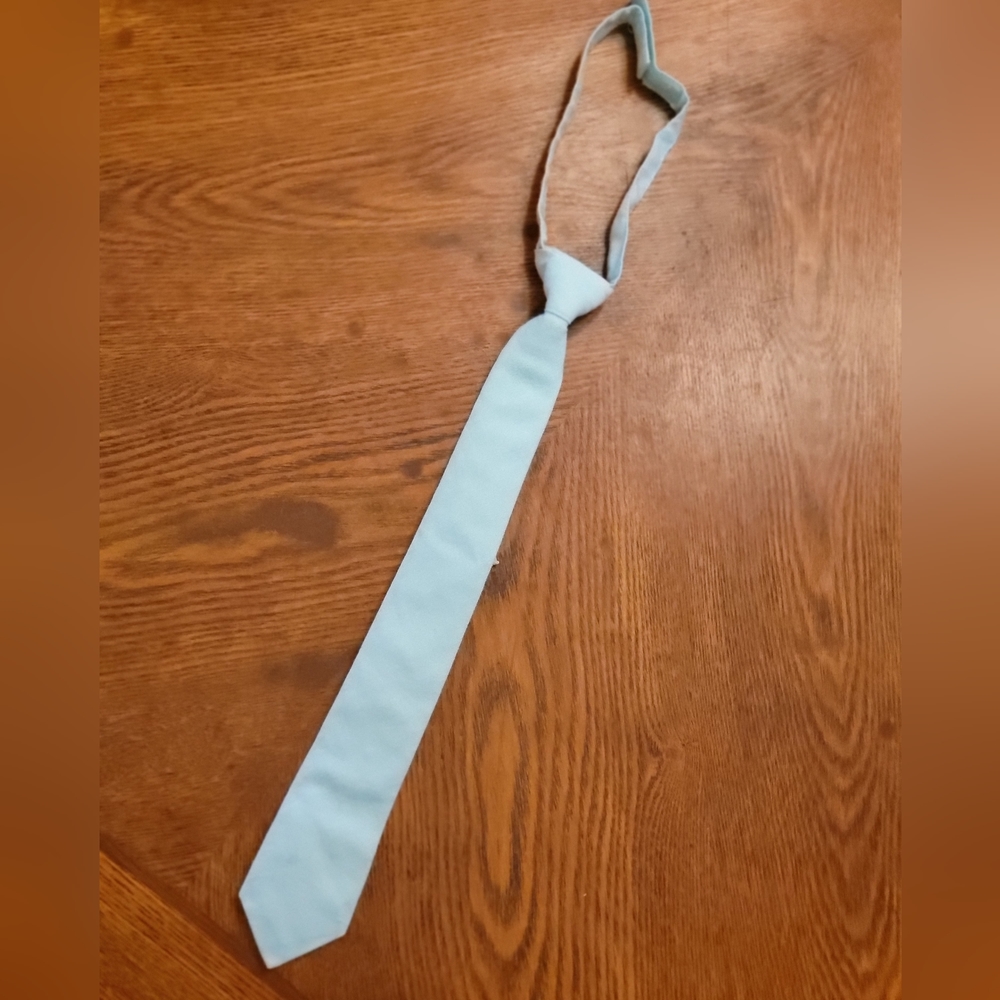 Crazy 8 boy's tie